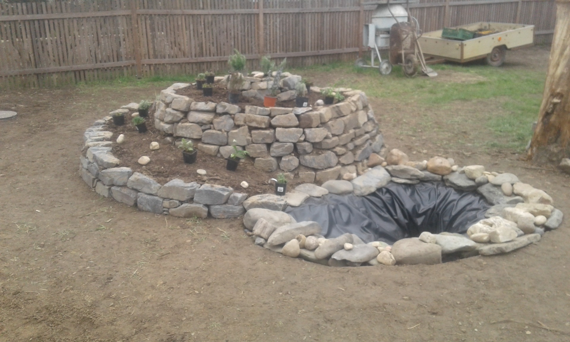 Stavby přírodních bylinkových spirál na míru