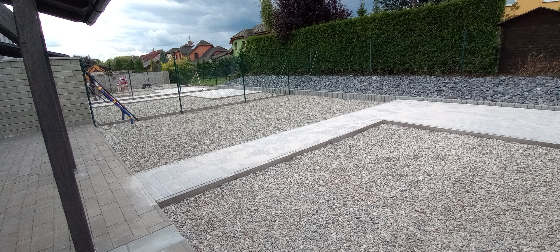 Realizace bezúdržbových zahrad